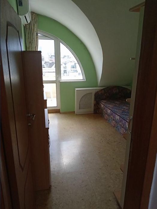 Дава се под наем Тристаен апартамент в София, Медицинска академия - 100 кв.м за 700 € - Снимка #8