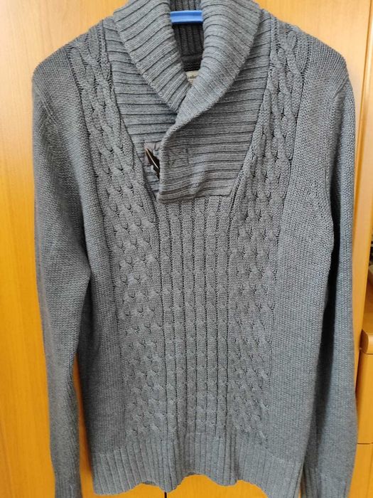 Продам джемпер, пуловер мужской.