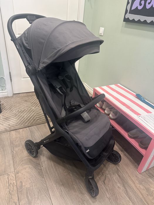 Коляска прогулочная Kinderkraft Nubi2