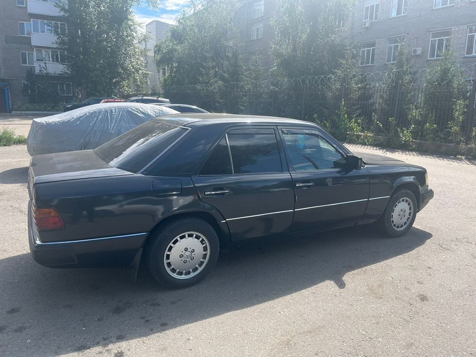 Продам мерседес бенс 124 движок 111 плита 2.2л 11