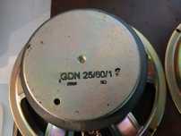 Vând difuzoare bass Tonsil GDN 25/60/1 fără suspensii.