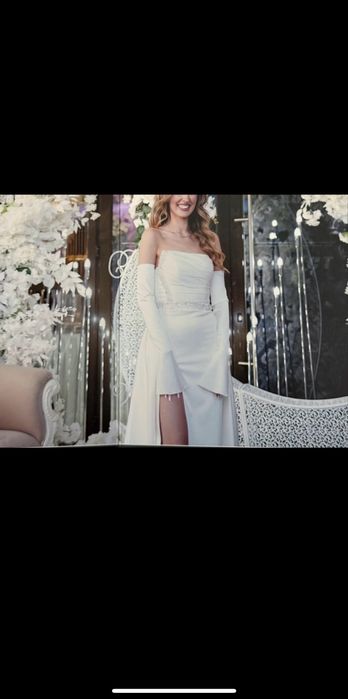 Rochie mireasa - cu trena detasabila si manusi cadou pret negociabil