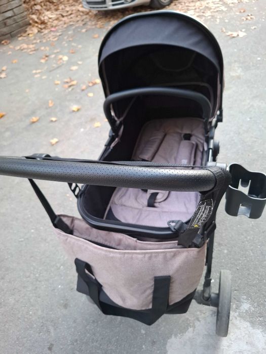 Бебешка количка Moni Tokyo