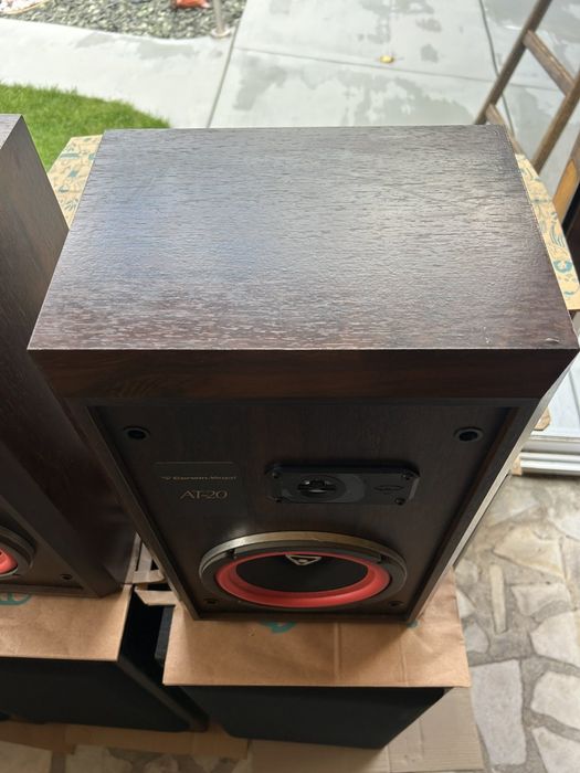Тонколони Cerwin Vega AT 20