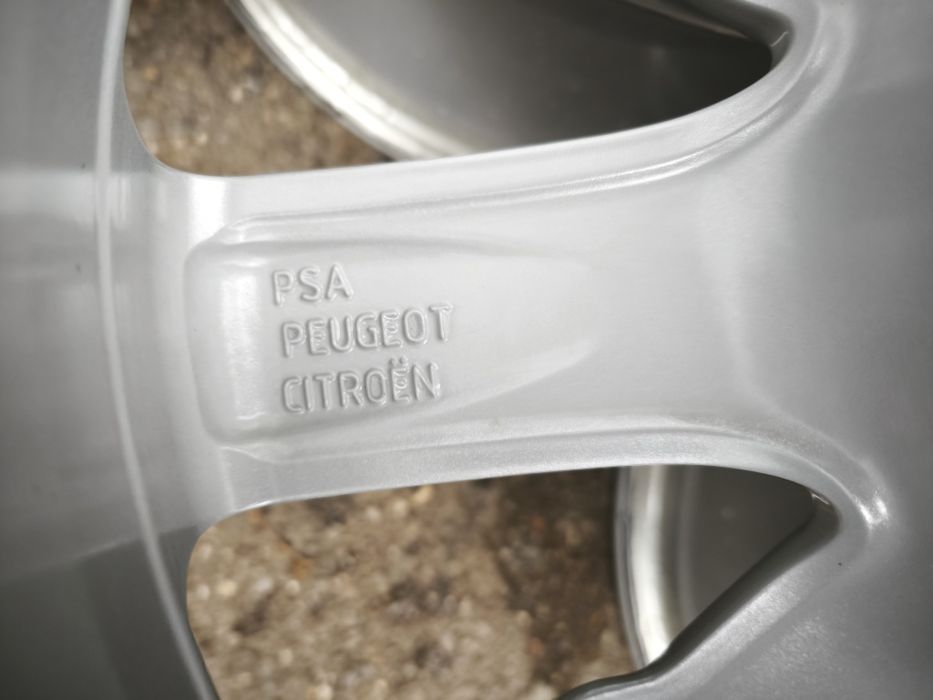 16" оригинални алуминиеви джанти за Citroen/Peugeot.