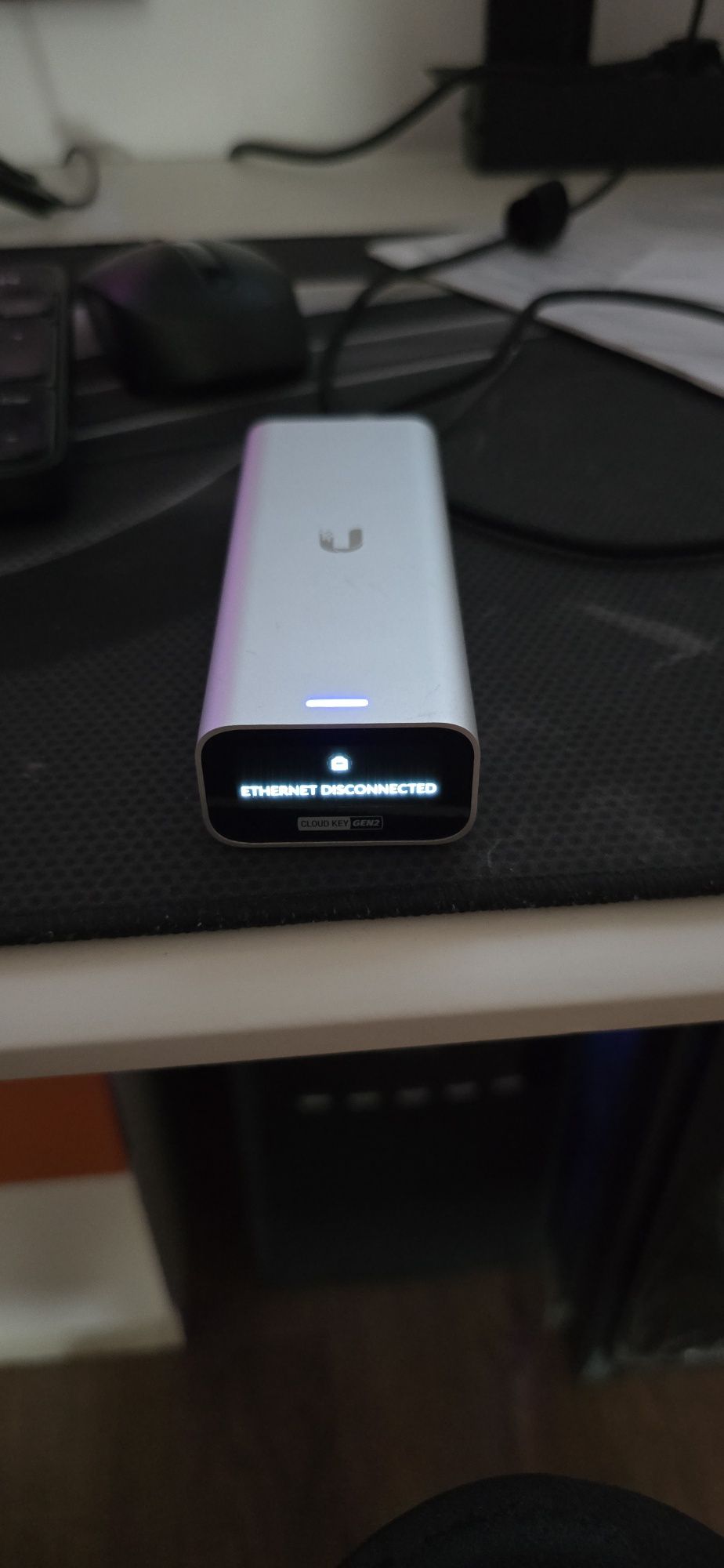 Продаю Ubiquiti (Unifi) CloudKey Gen2