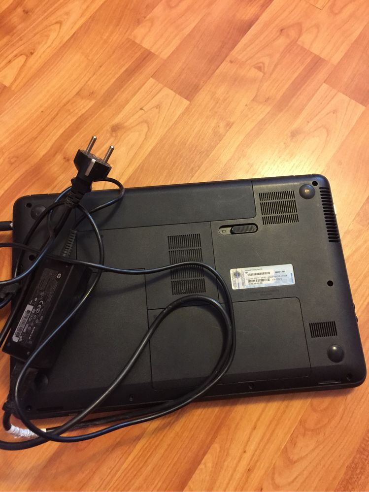 Laptop HP Presario CQ 58