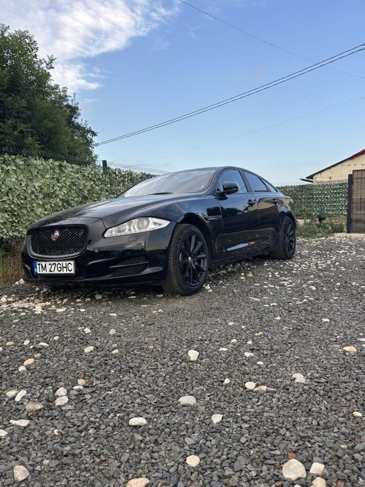 Vand Jaguar XJ 2014