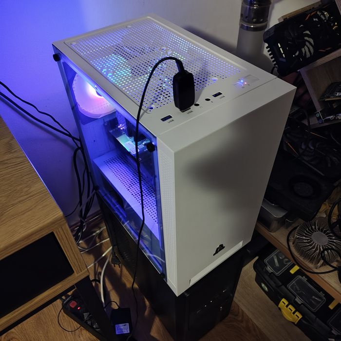 PC calculator gaming Intel i3 10100f (peste i7 7700) GTX 1650 16gb ram