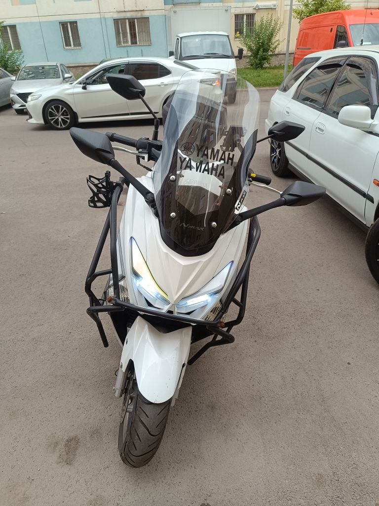 Продам Н макс 175 куб  идяльном состояние!!