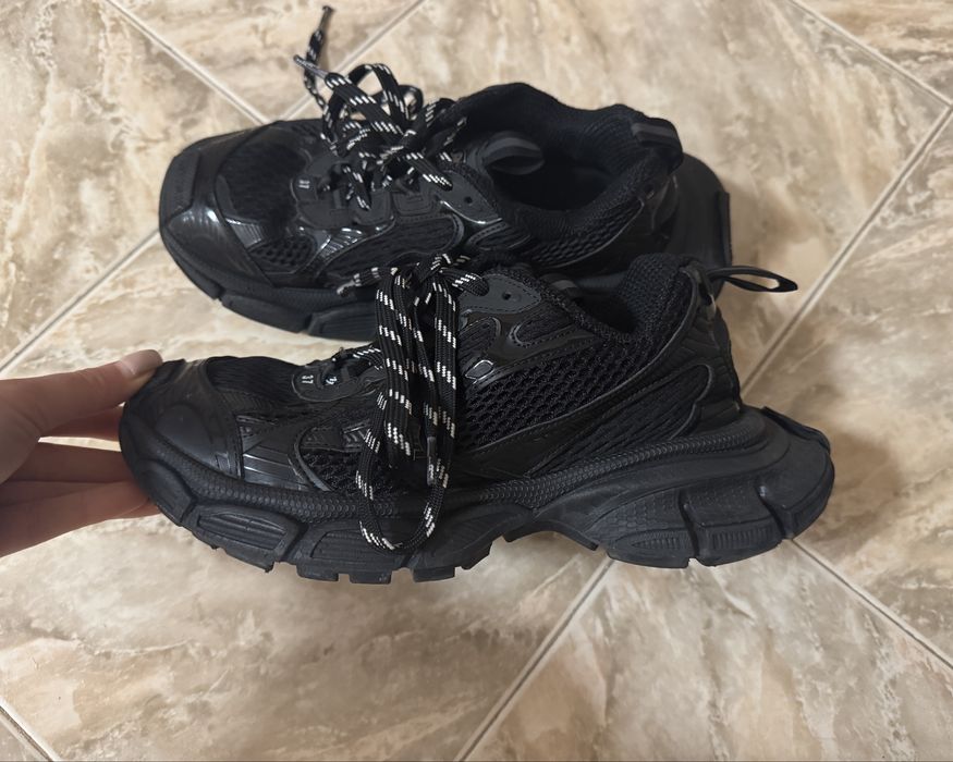 Обувки balenciaga 3xl -180лв.