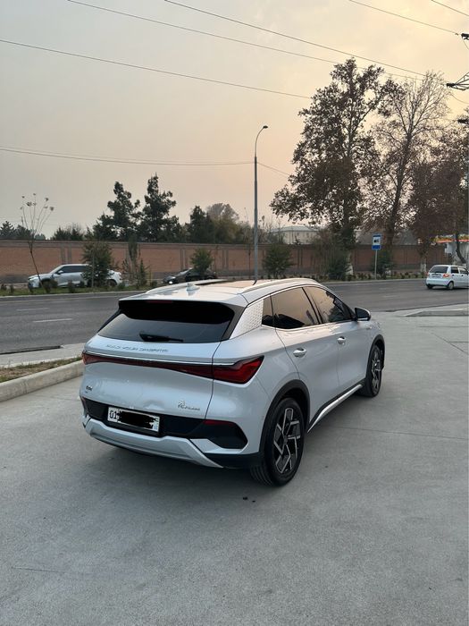 byd yuan plus ful 5 pazidsiya