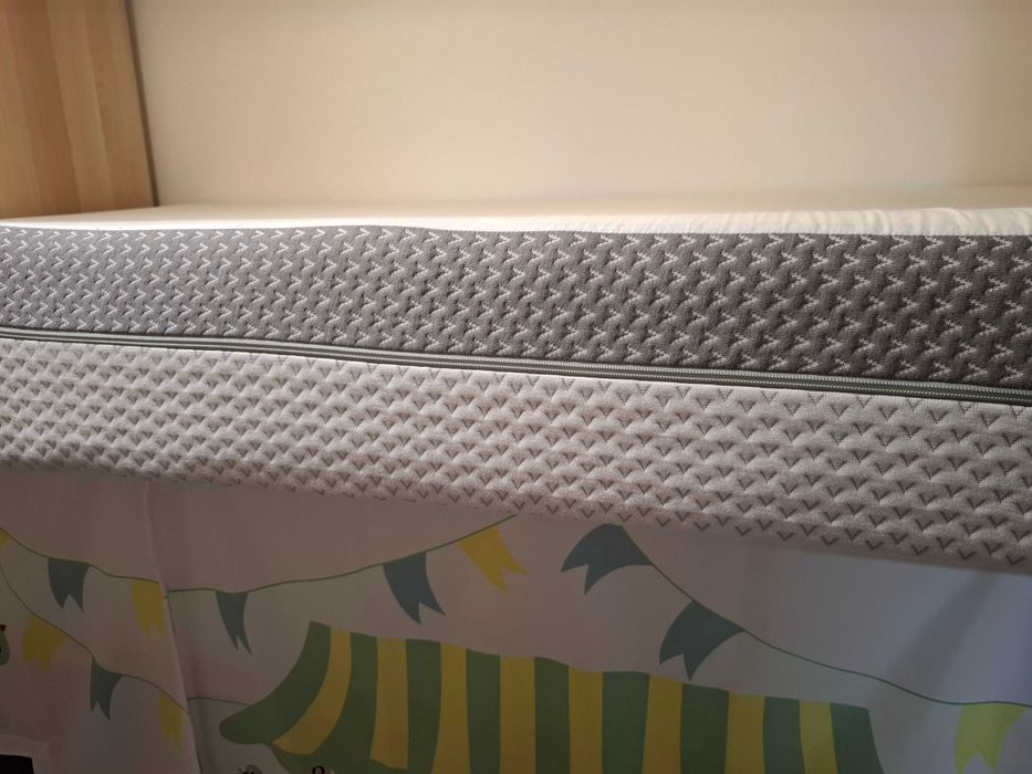 Saltea Wellpur Gold F30 - spuma cu memorie AIR