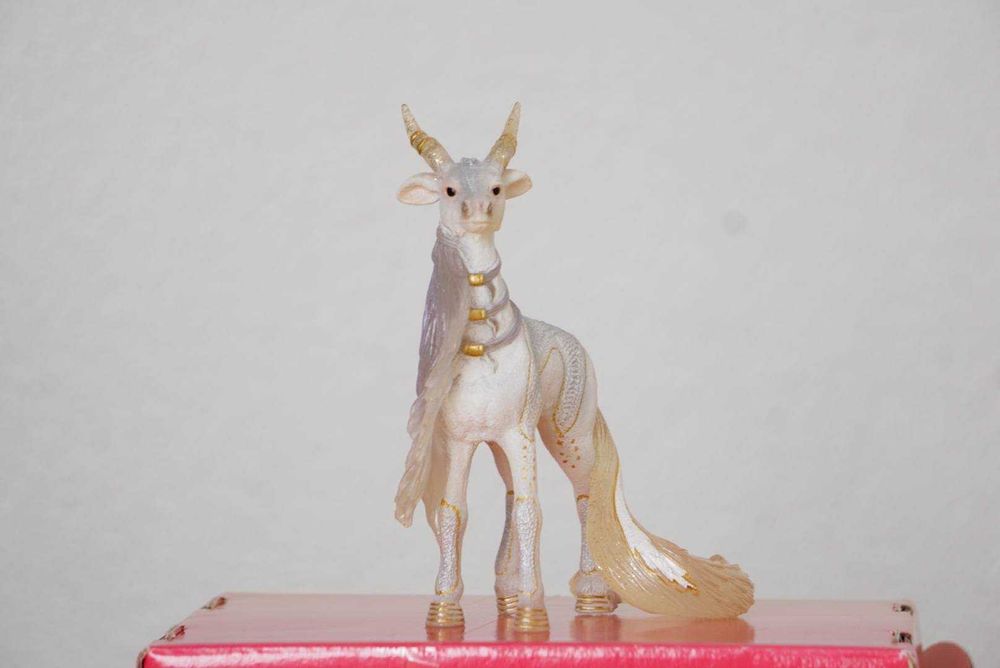 Колекционерска фигурка Schleich Kirin