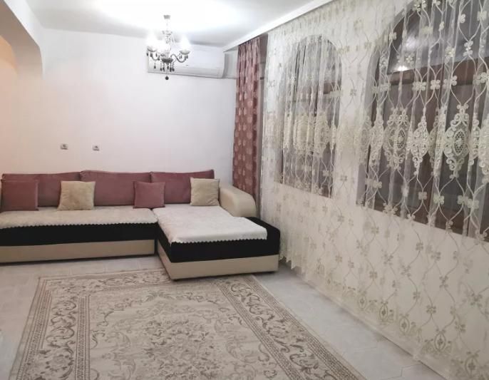 Дава се под наем Тристаен апартамент в Пловдив, Старият град - 120 кв.м за 600 € - Снимка #9