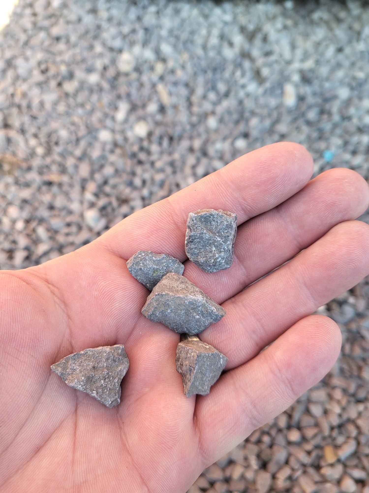 Piatră spartă, nisip, sort, moloz