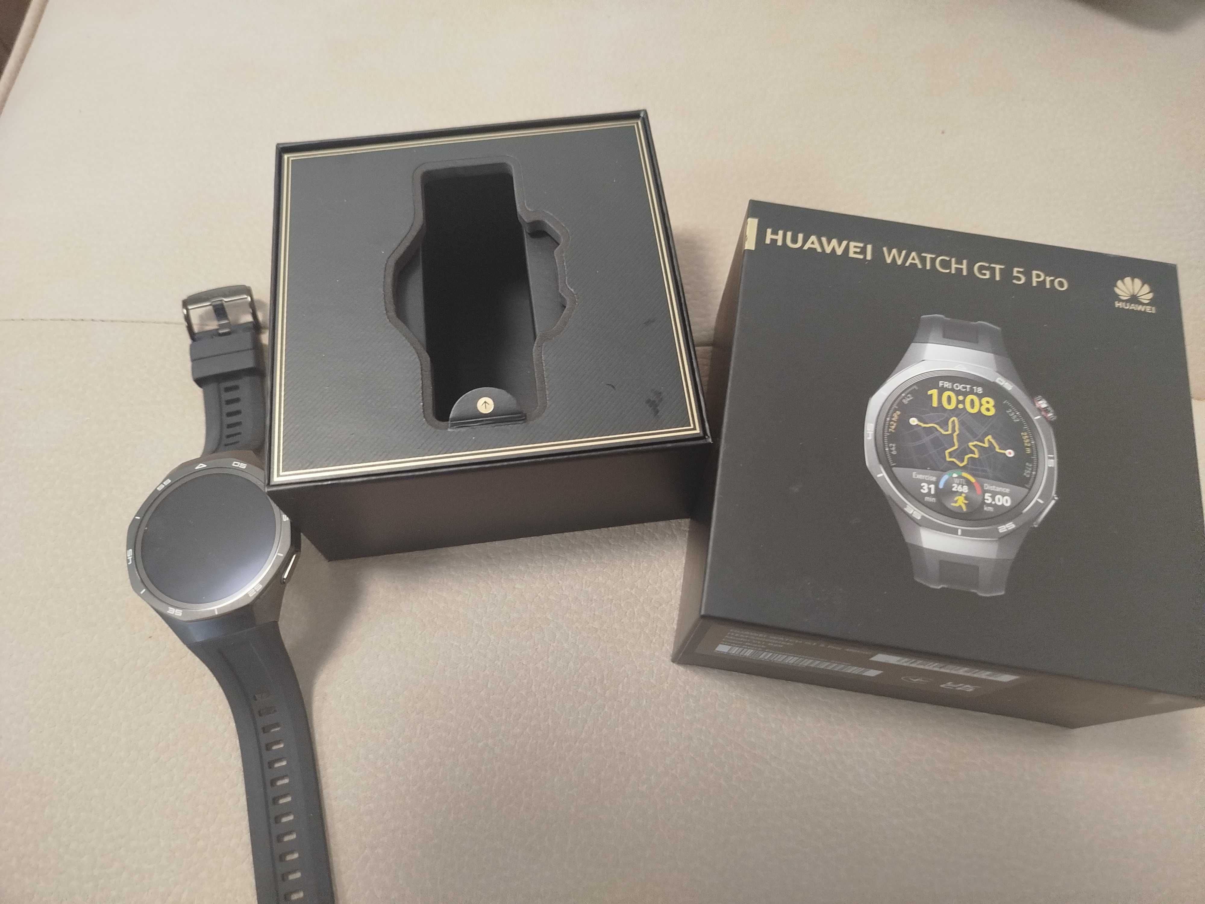 Смарт часовник HUAWEI WATCH GT5 PRO