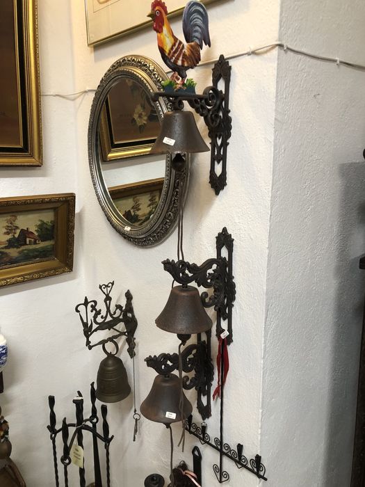 Clopote vechi de colecție