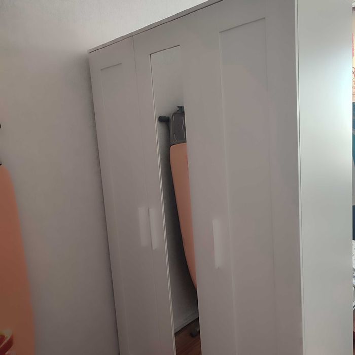 Шкаф IKEA (Бримэнс)