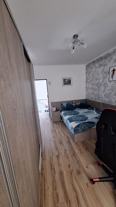 Vând casa Popesti Leordeni
