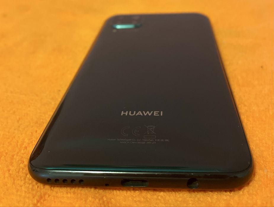 Huawei P40 Lite impecabil