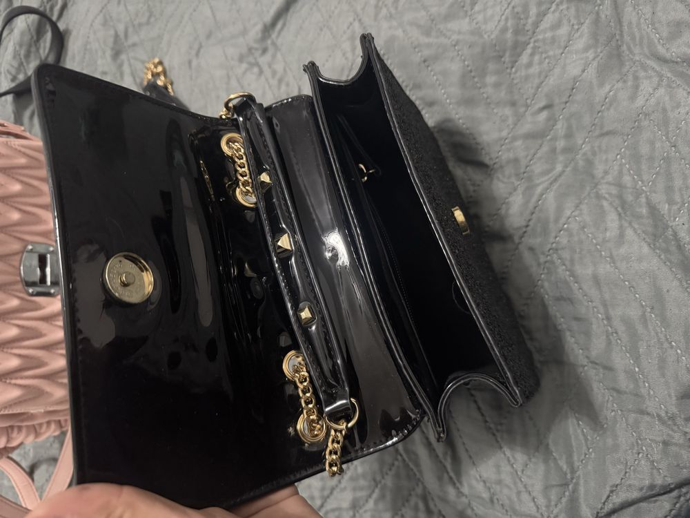 Раница/ чанта/ портфейл GUESS