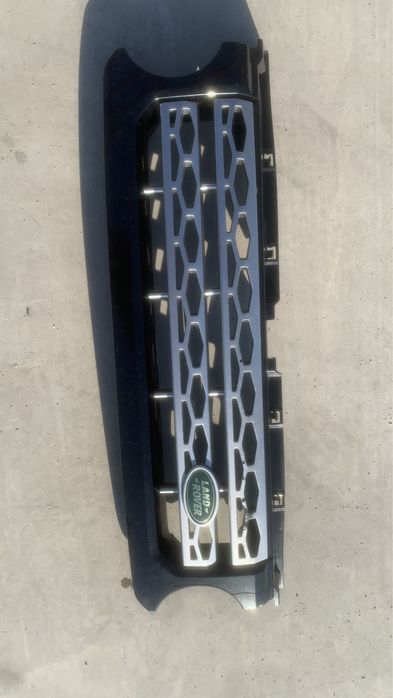 Решетка на предна броня за Land Rover Discover