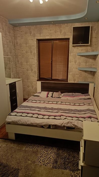 Сдаётся в аренду 3х комнатная квартира. Мирабадский район