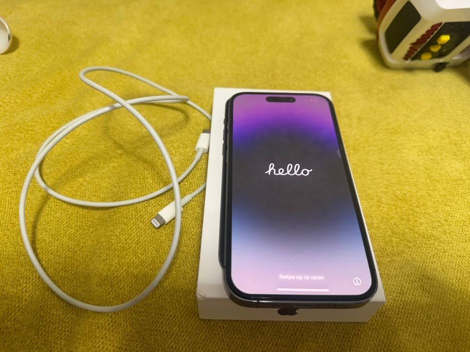 Продам Iphone 14 pro