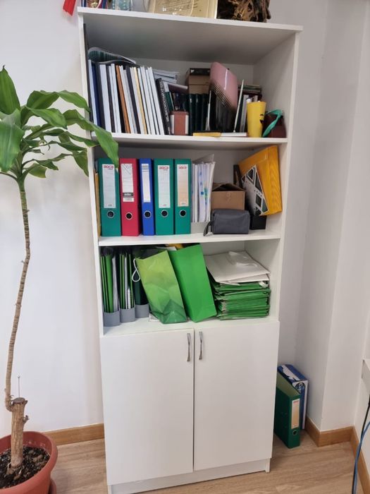 БУ шкафы, стрлы, стуля, тумбы и тд