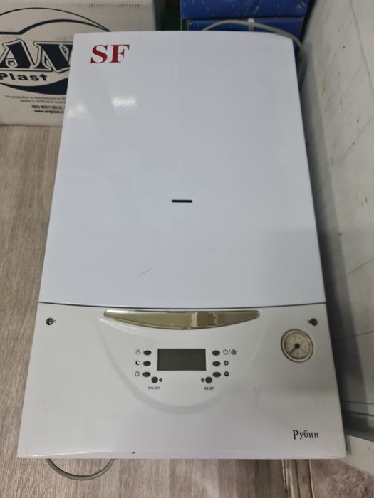 На стенный котел На 170 кв SF после профилактики в рабочем состоянии