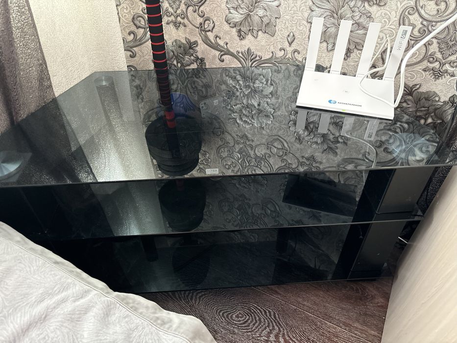 Стол/тумба под телевизор