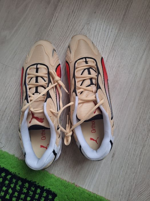 Puma Inhale Distressed
Alpine Snow-For All Time Red