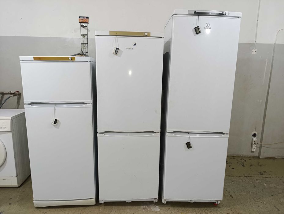 Б/у  холодильник Индезит в рабочем состоянии