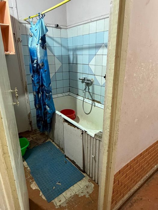 Продаётся квартира Чиланзар 14 квартал 2/4/4 панель