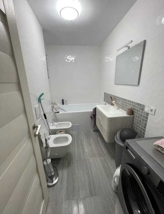 Propietar Închiriez in Regim Hotelier Apartamente/Garsoniere Non Stop