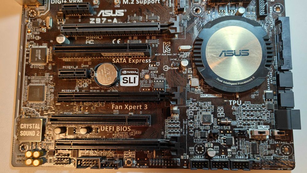 Дънна платка (дъно) ASUS Z97-A и видео карта Palit GTX770 за части