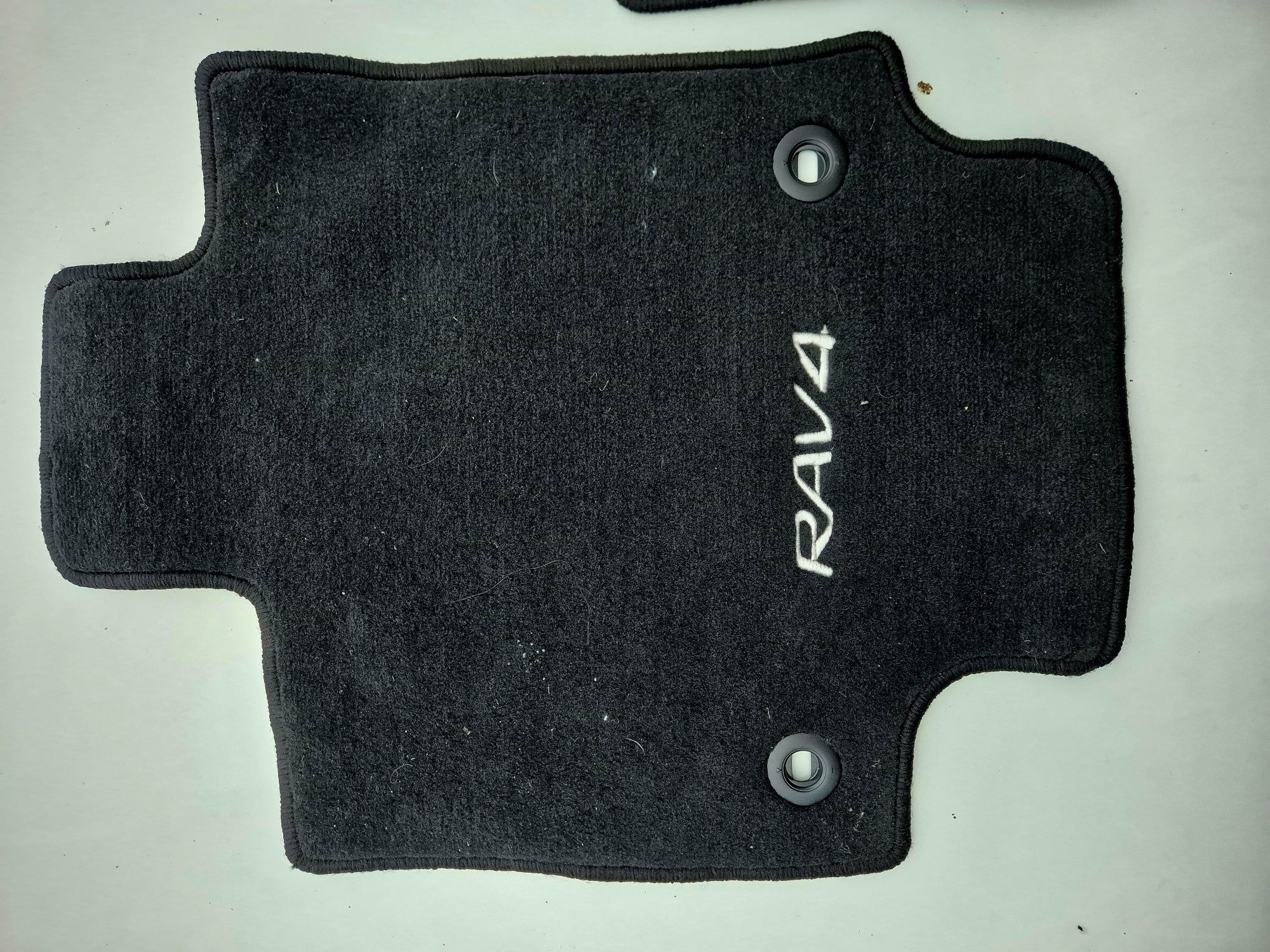 Коврики Toyota RAV4