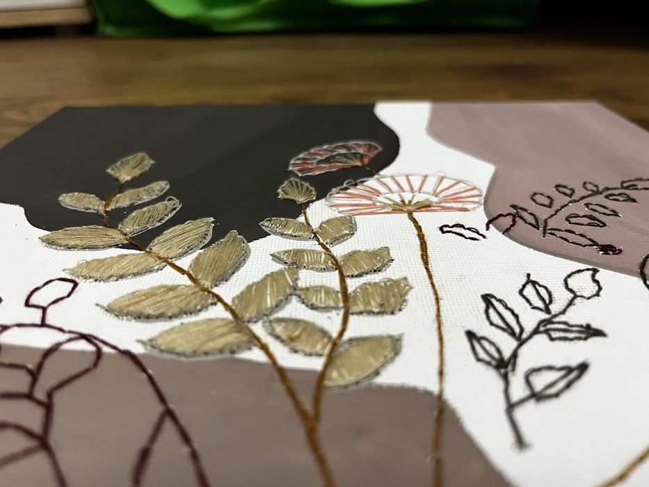 Tablou modern cu broderie manuală – piesă unicat