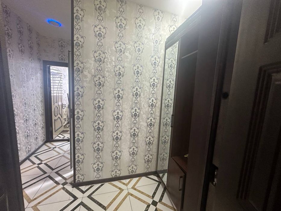 1 хонали сотилади 5 этаж 6 этажли ғиштли дом Орр: Лагманни
