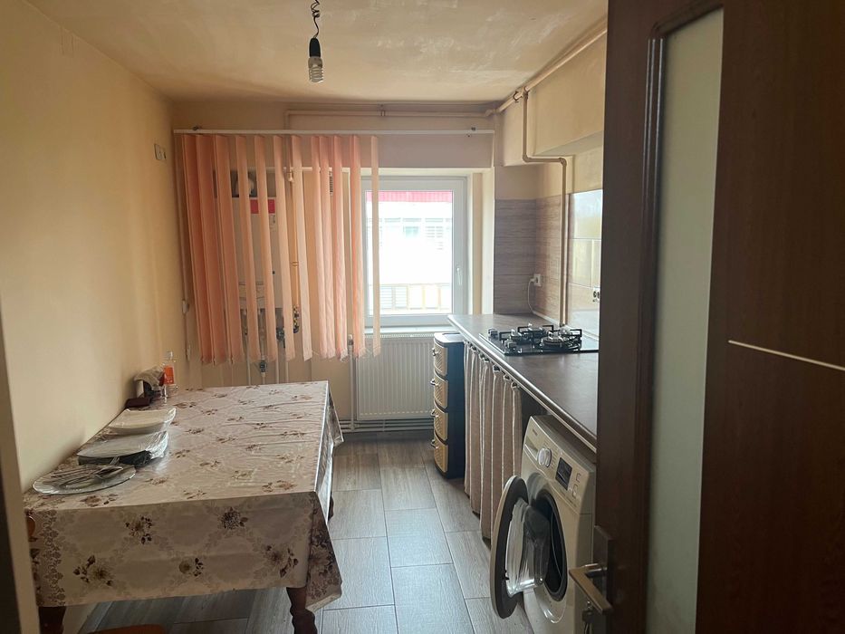 Vand apartament 2 camere