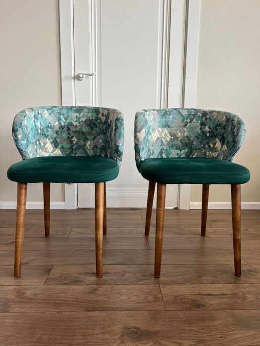 Стулья обеденные