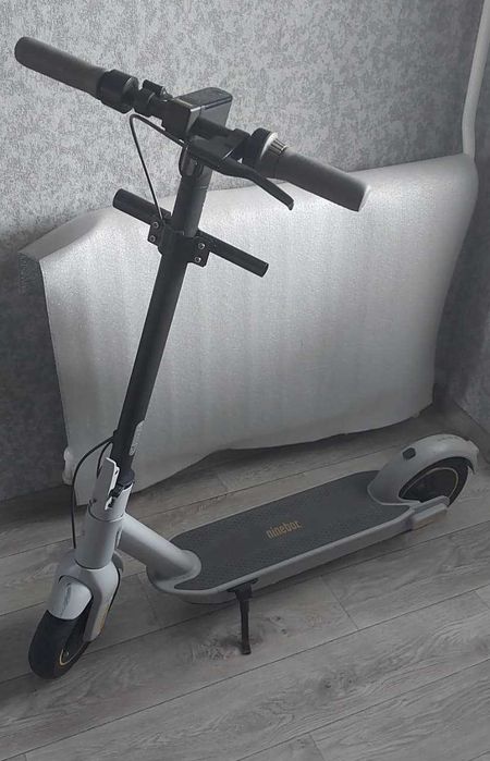 Электрический самокатNinebot Max G30 LP