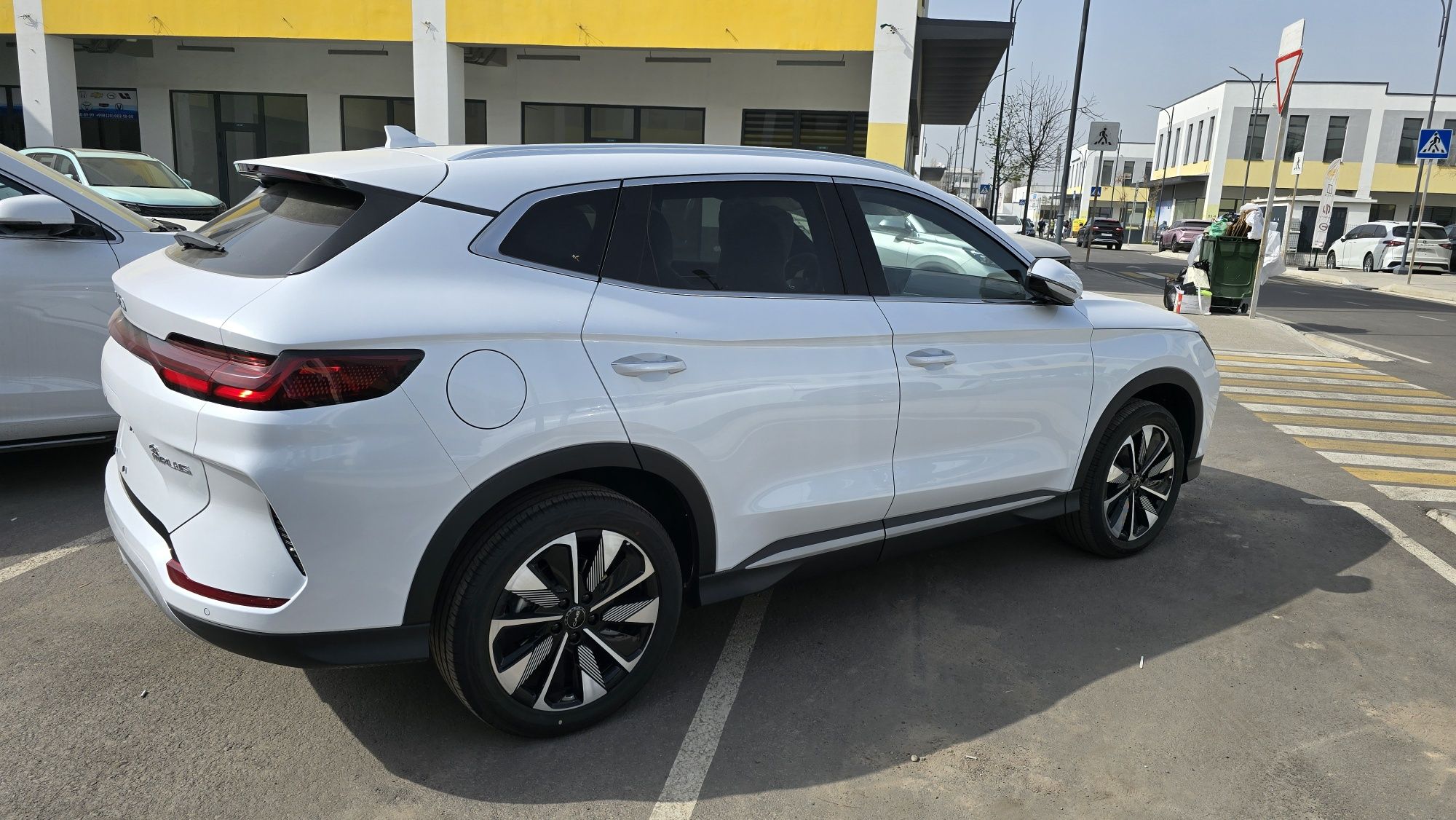 Электромобиль BYD Song plus flagship  2024