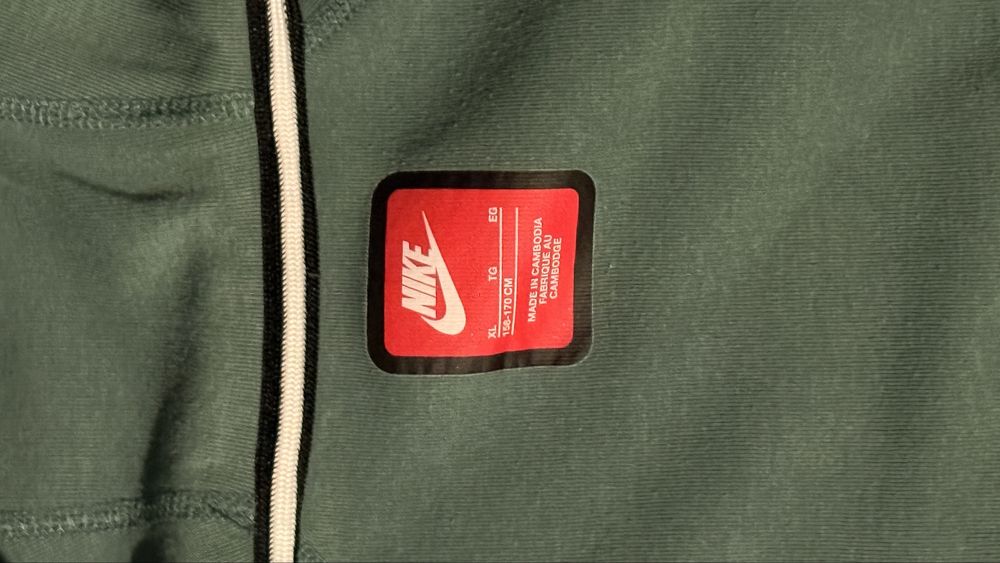 Зелена nike tech (детско)