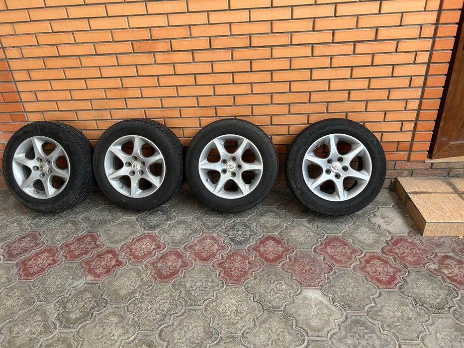 Продам диски от Lexus gs 160