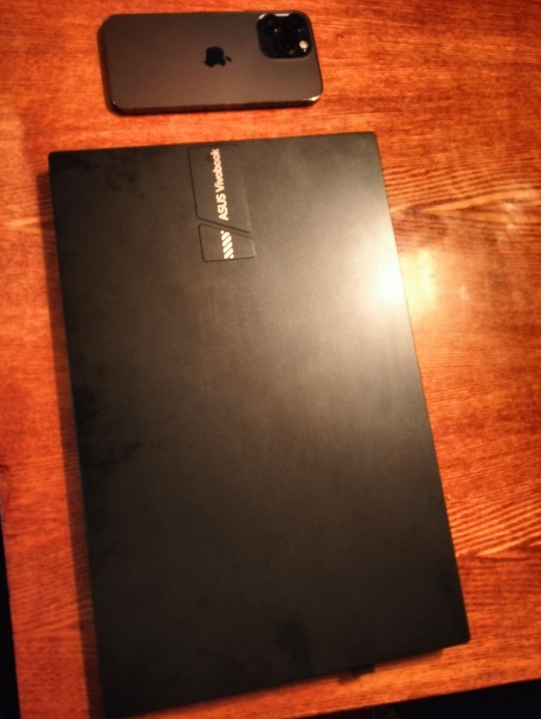 ASUS VivoBook i7 | 512GB SSD | 3D ishlovga mos | Ideal holat!