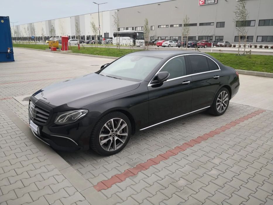 Mercedes-Benz E Mercedes-Benz E220d 4Matic
