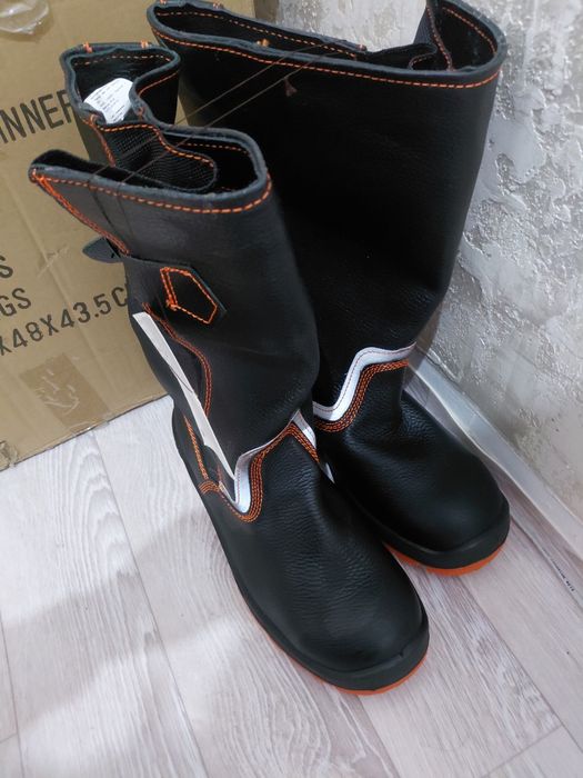 Продам зимний сопаги новый