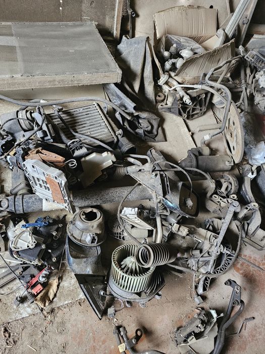 Части от Пасат 5.5 1.9 ТДИ АВФ 131 к.с